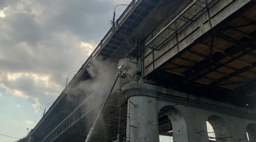 Власти Омска показали новые фото ремонта Ленинградского моста Власти Омска показали новые фото ремонта Ленинградского моста