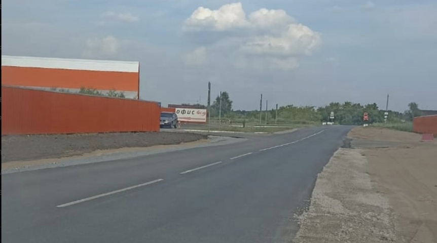 В Октябрьском округе Омска продолжается ремонт дорог