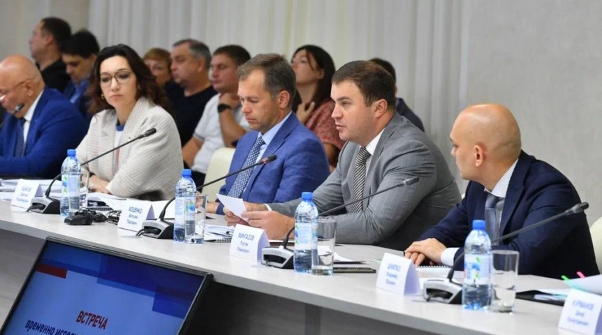 Оглашены итоги встречи Виталия Хоценко с бизнес-объединениями Омской области Оглашены итоги встречи Виталия Хоценко с бизнес-объединениями Омской области