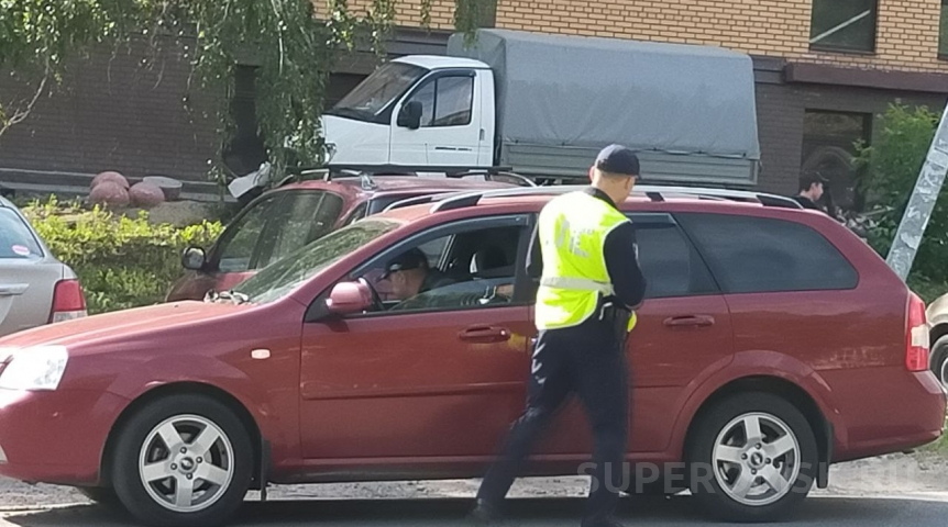 Автоновости В Омске в ходе дорожной облавы арестовали несколько автомобилей
