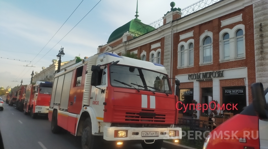 Омский ресторан «Розы-Морозы» объявил о временном закрытии после пожара Омский ресторан «Розы-Морозы» объявил о временном закрытии после пожара