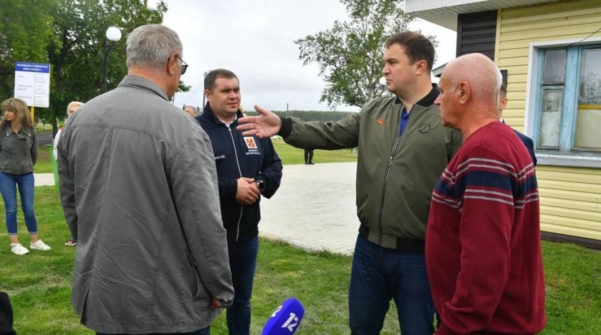 Власть Виталий Хоценко назвал эталон благоустройства среди районов Омской области
