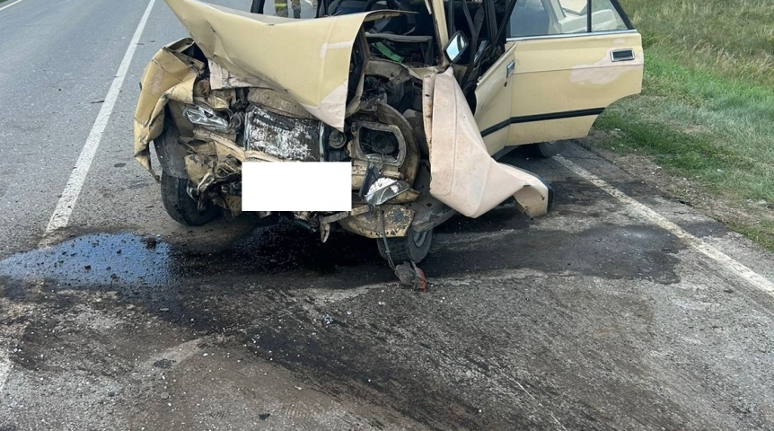 Трое человек пострадали после ДТП с коллекционным «Москвичом» на трассе Омск – Русская Поляна