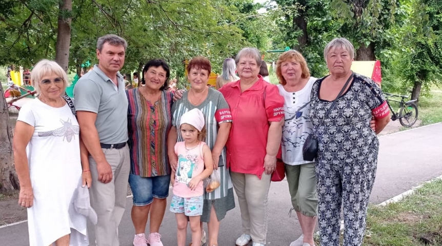 В Октябрьском округе прошли мероприятия, посвященные Дню города и открытию детских площадок В Октябрьском округе прошли мероприятия, посвященные Дню города и открытию детских площадок