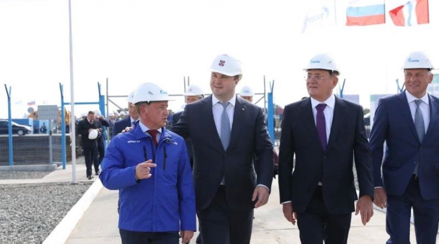 Глава Омской области Хоценко принял участие в мероприятиях по запуску газопровода-отвода и ГРС-29