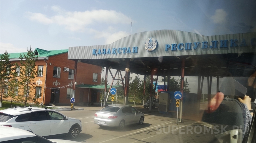 Гражданам Украины запретили въезжать в Россию через Омскую область Гражданам Украины запретили въезжать в Россию через Омскую область