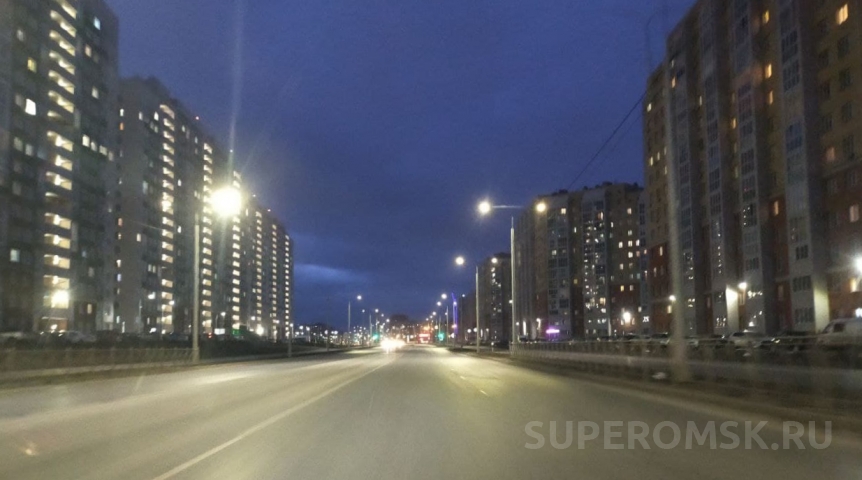 Какие цены на квартиры в сданном у «G-Drive Арены» огромном доме в Омске?