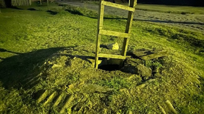 После гибели в колодце двухлетней малышки омские следователи возбудили дело После гибели в колодце двухлетней малышки омские следователи возбудили дело