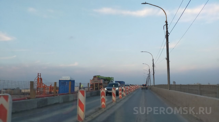 В Омске сдали в эксплуатацию транспортную развязку у Ленинградского моста В Омске сдали в эксплуатацию транспортную развязку у Ленинградского моста