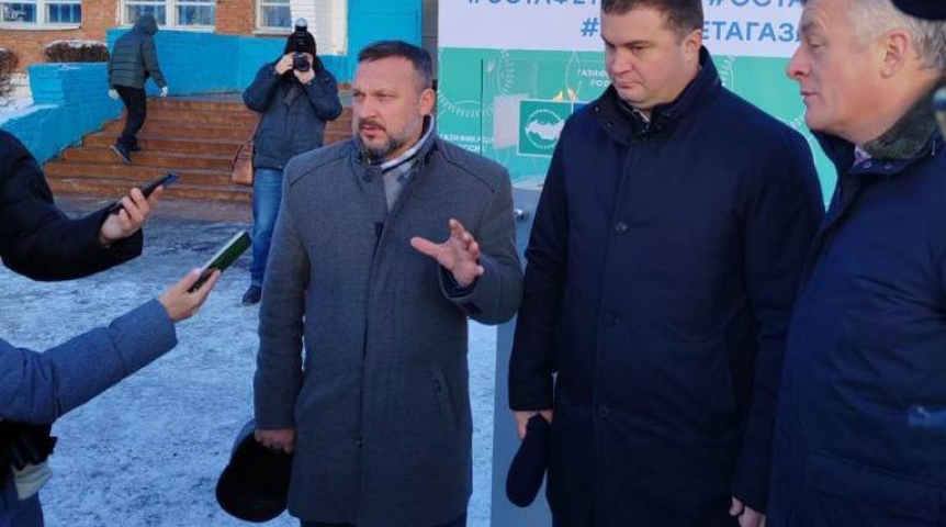 Геннадий Долматов прокомментировал завершение строительства межпоселкового газопровода в Омском районе Геннадий Долматов прокомментировал завершение строительства межпоселкового газопровода в Омском районе