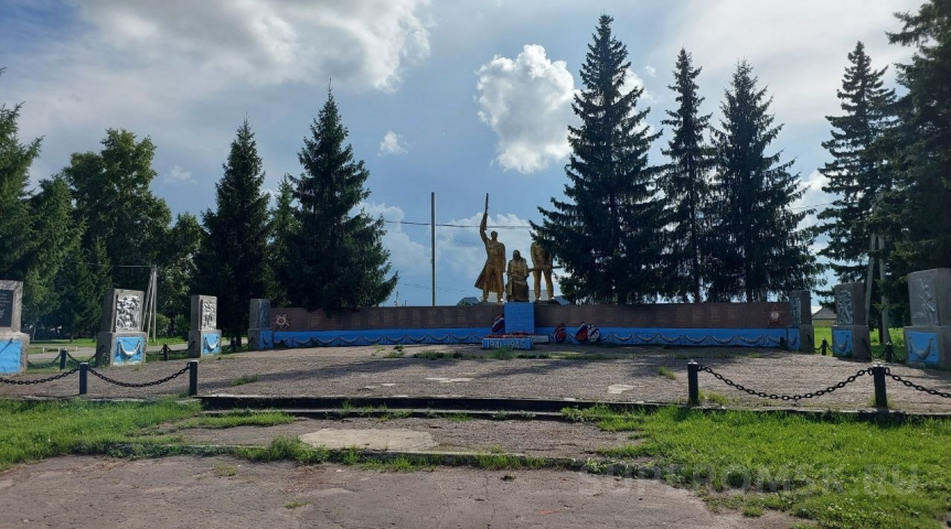 Названы памятники ВОВ в омских поселениях, которые отремонтируют и обновят в 2024 году Названы памятники ВОВ в омских поселениях, которые отремонтируют и обновят в 2024 году