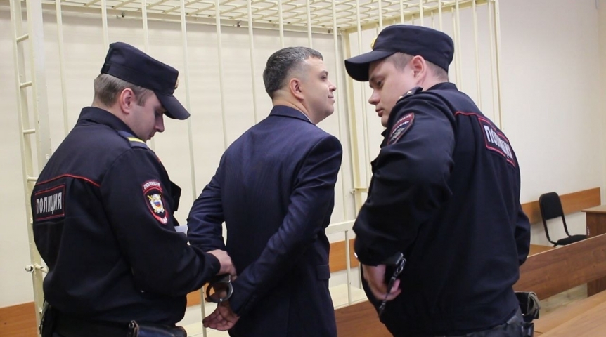 Обвинение передумало обжаловать приговор экс-начальнику омского отдела полиции № 7 Козлову Обвинение передумало обжаловать приговор экс-начальнику омского отдела полиции № 7 Козлову