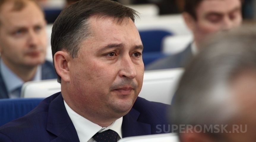Власть Главный омский финансист Чеченко занял высокий пост в территориальном фонде ОМС