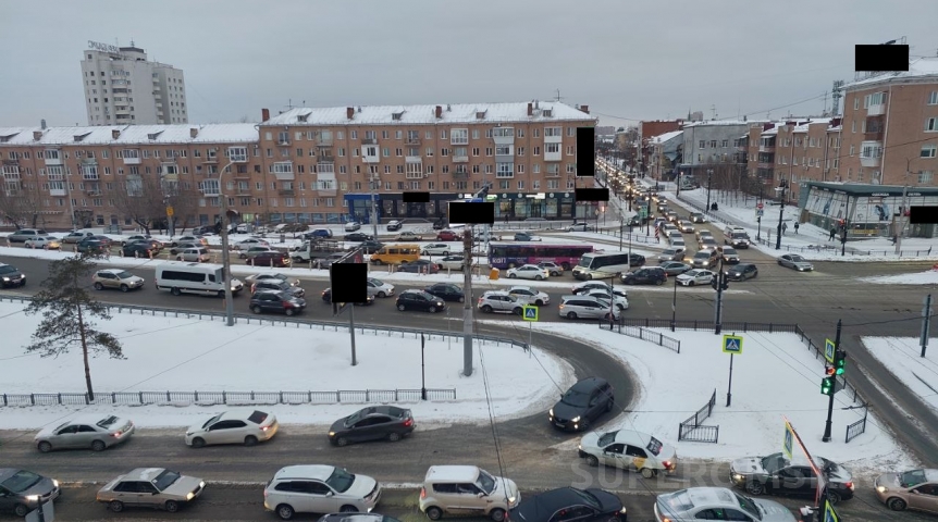 Под вечер пятницы в заснеженном Омске скопились аварии и жуткие пробки Под вечер пятницы в заснеженном Омске скопились аварии и жуткие пробки