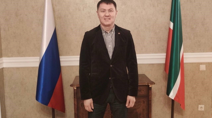 «СуперОмск» поздравляет Радика Миниханова с днем рождения «СуперОмск» поздравляет Радика Миниханова с днем рождения