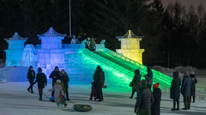 События Омский НПЗ стал призером конкурса на лучшее новогоднее оформление
