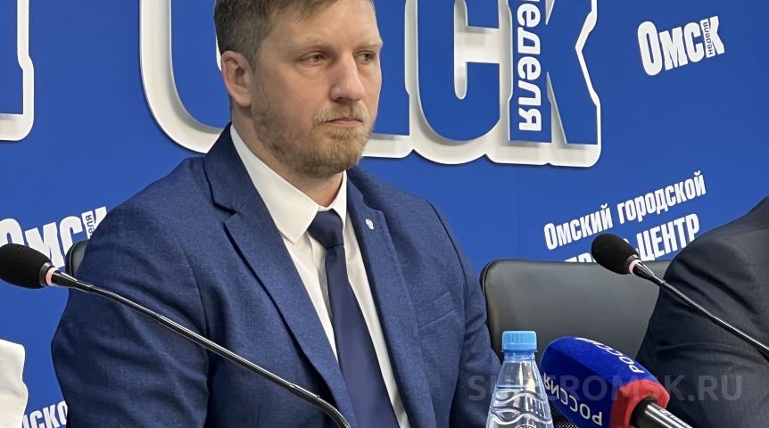 Власть Глава омского депспорта уходит в отставку