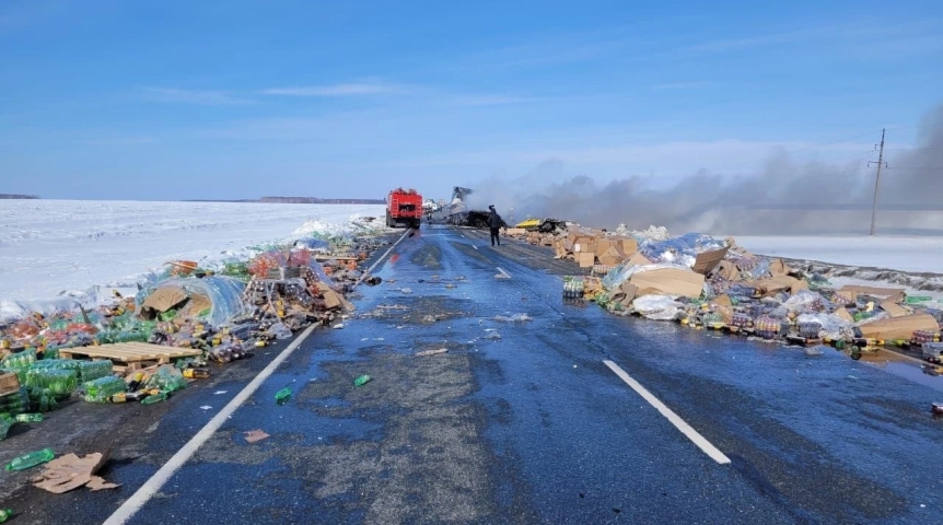 Происшествия в Омске Появились кадры со смертельного ДТП под Омском