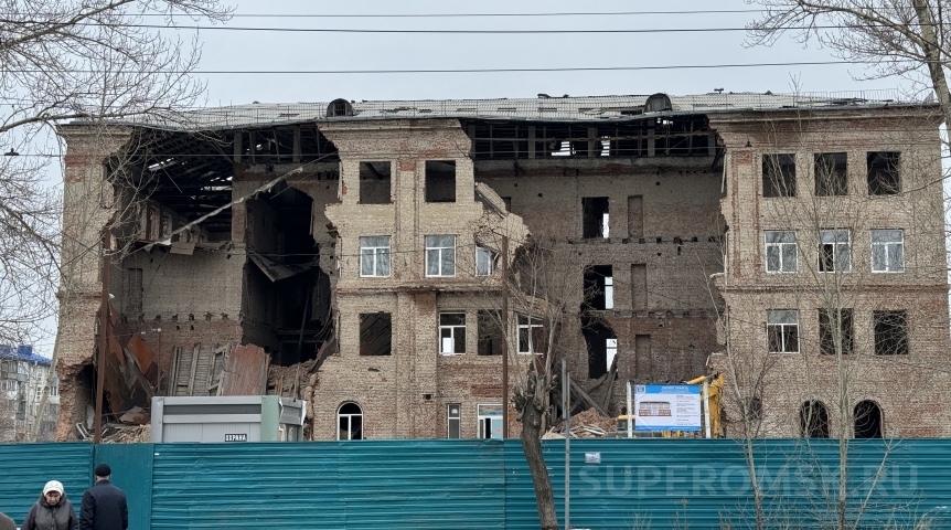 Новости недвижимости Стала известна судьба омской гимназии № 88 с рухнувшей стеной