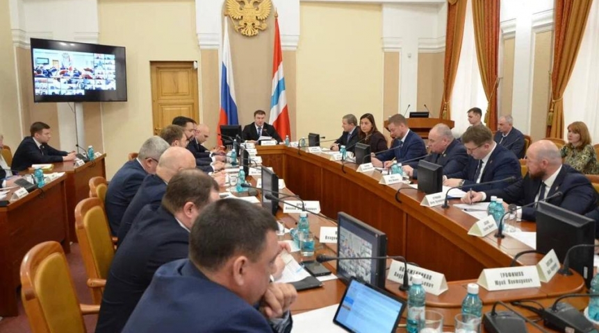 Поручение Виталия Хоценко позволит наладить работу жилищно-коммунального комплекса в районах Омской области