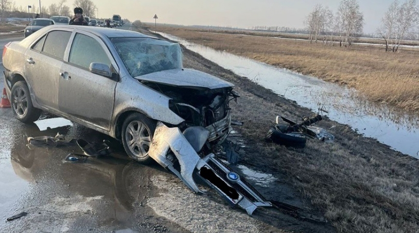 Под Омском молодой водитель погиб в жестком лобовом ДТП на трассе Под Омском молодой водитель погиб в жестком лобовом ДТП на трассе