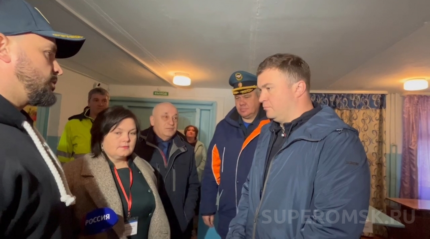 Власть Виталий Хоценко выехал в населенные пункты Омской области с риском паводка