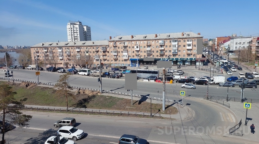 ДТП на Ленинградском мосту в Омске заблокировало полосу в сторону Левого берега ДТП на Ленинградском мосту в Омске заблокировало полосу в сторону Левого берега