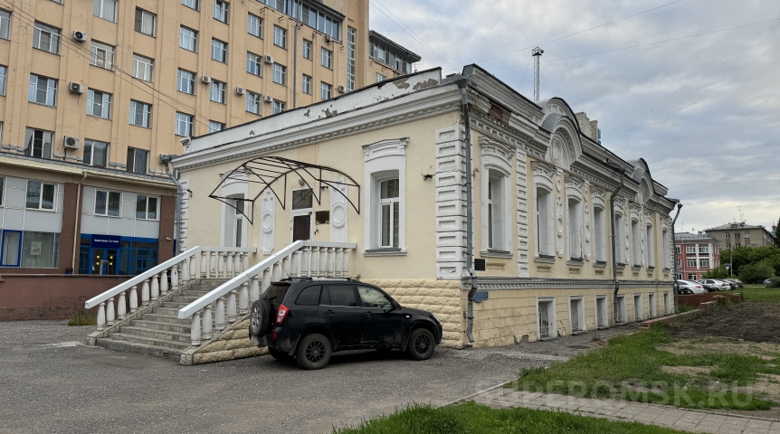 Город В центре Омска восстановят историческое судебное здание