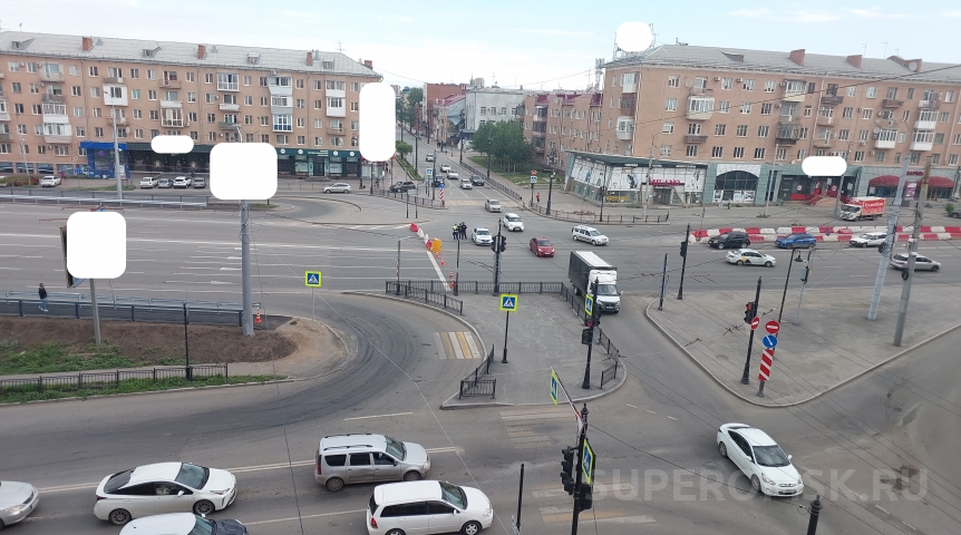 Общество В Омске Ленинградский мост полностью перекрыли