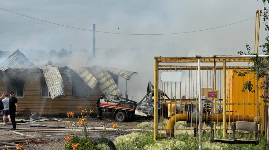 Происшествия в Омске В Омске возбудили уголовное дело после страшного пожара из-за утечки газа в частном секторе