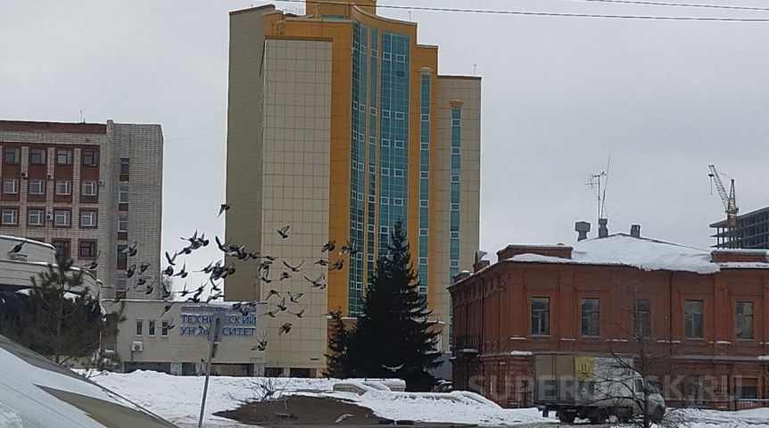В главном корпусе ОмГУ стартует образовательный процесс В главном корпусе ОмГУ стартует образовательный процесс