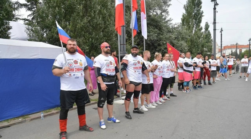 Новости спорта Сборные России и Китая сражаются за Кубок губернатора Омской области