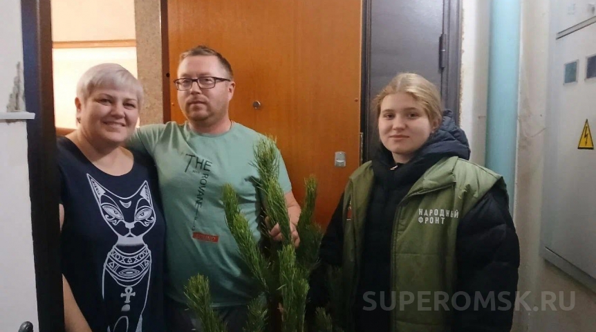 Общество В Омской области семьям участников СВО подарили новогоднее настроение