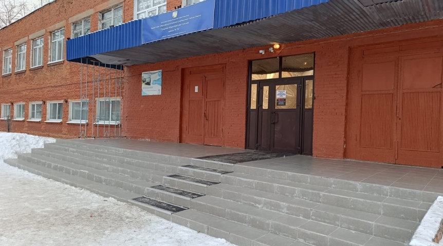 В образовательных учреждениях Октябрьского округа рассказали о помощи депутата Юрия Козловского В образовательных учреждениях Октябрьского округа рассказали о помощи депутата Юрия Козловского
