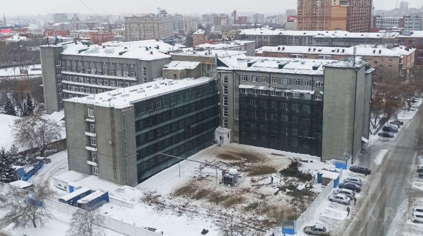 Появилось фото участка после вырубки сосен в центре Омска Появилось фото участка после вырубки сосен в центре Омска