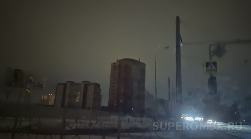 Во тьму и холод погрузился микрорайон на Левом берегу Омска Во тьму и холод погрузился микрорайон на Левом берегу Омска
