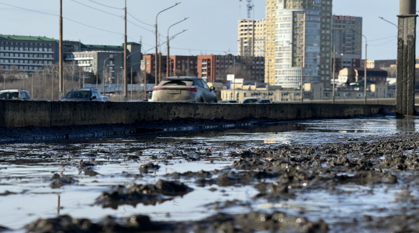 Мэр Омска Шелест проинспектировал места возможных подтоплений