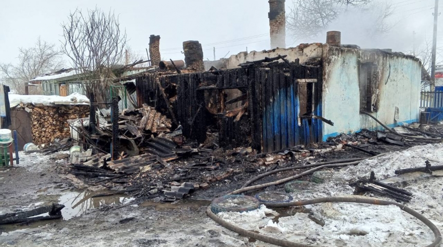 В Омской области при пожаре погиб 7-летний мальчик В Омской области при пожаре погиб 7-летний мальчик