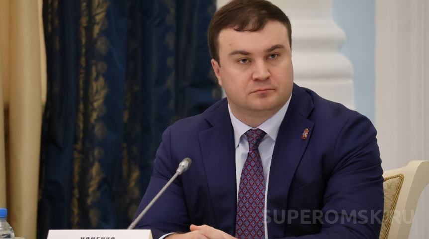 Омский губернатор Хоценко поздравил Овечкина со взятием рекорда Уэйна Гретцки Омский губернатор Хоценко поздравил Овечкина со взятием рекорда Уэйна Гретцки