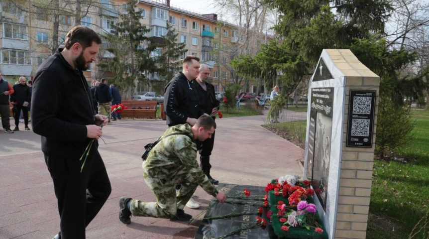 В Омске проходит Всероссийский субботник В Омске проходит Всероссийский субботник