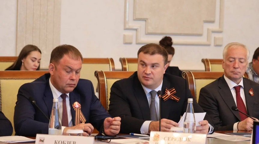 Хоценко сообщил полпреду Путина о наплыве переехавших в Омскую область