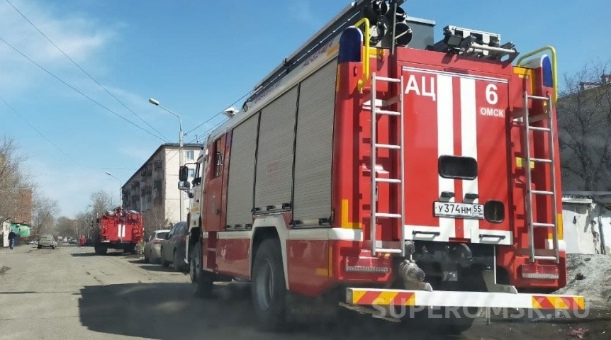 В Омской области произошел мощный пожар В Омской области произошел мощный пожар
