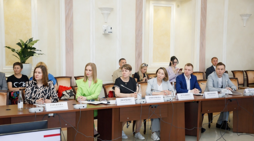 Промышленность ГК «Титан» представила Омскую область на премии за вклад бизнеса в сферу социального воспитания