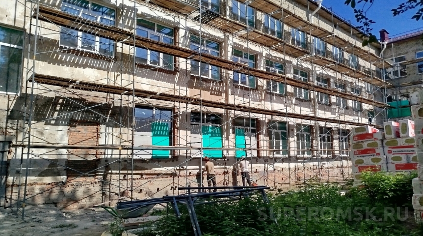 Омские депутаты во главе с Владимиром Корбутом проинспектировали ход капремонта школ Омские депутаты во главе с Владимиром Корбутом проинспектировали ход капремонта школ