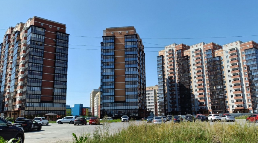 В Омске дорожают новостройки и вторичная недвижимость В Омске дорожают новостройки и вторичная недвижимость