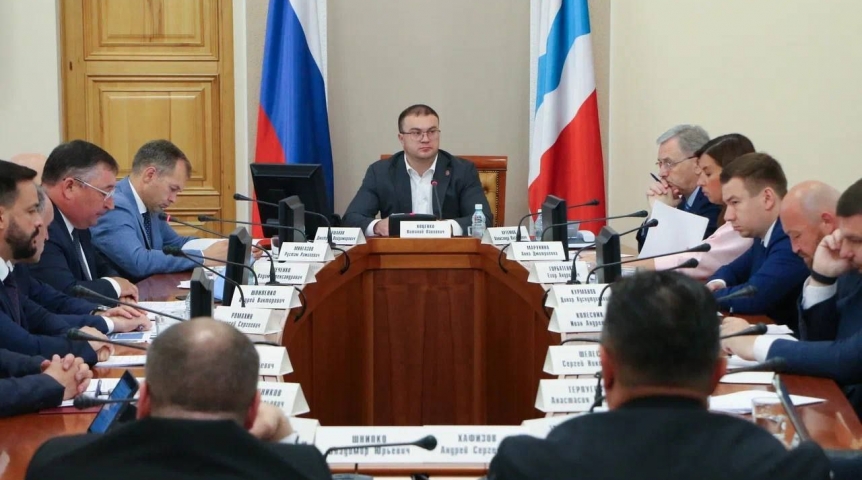 Губернатор Хоценко объявил о конкурсе для районов на звание «Молодежная столица Омской области» Губернатор Хоценко объявил о конкурсе для районов на звание «Молодежная столица Омской области»