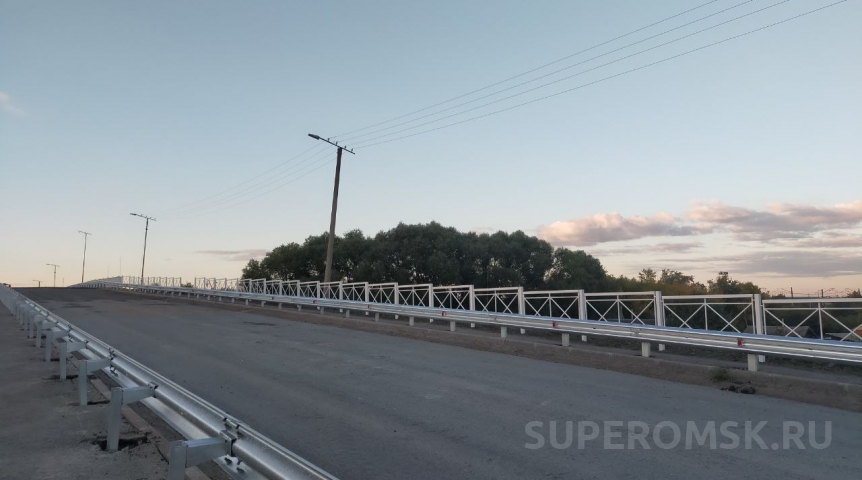 В Омской области обновят два моста через одну реку В Омской области обновят два моста через одну реку