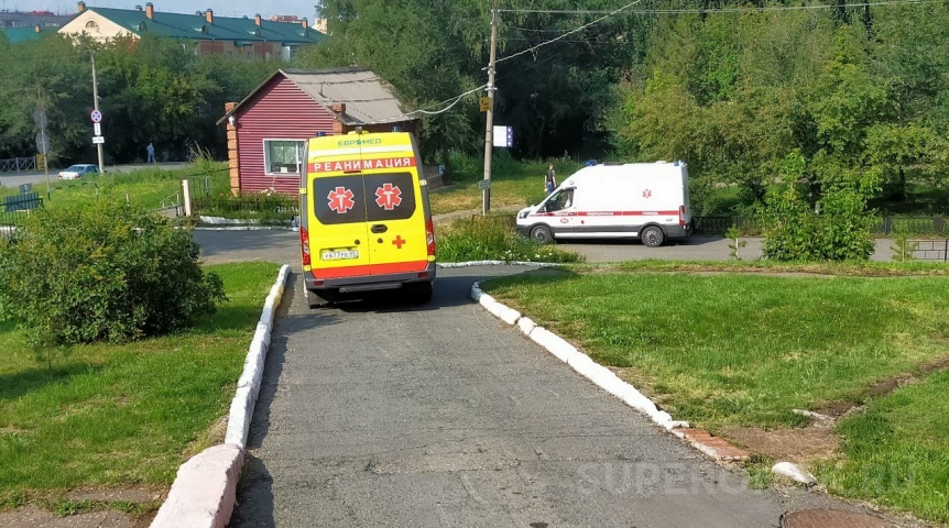 С наступлением лета омичи стали реже нуждаться в помощи