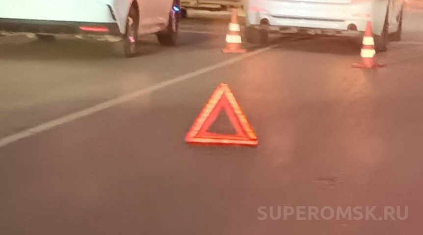 Происшествия в Омске Пьяный водитель устроил в Омске массовую аварию