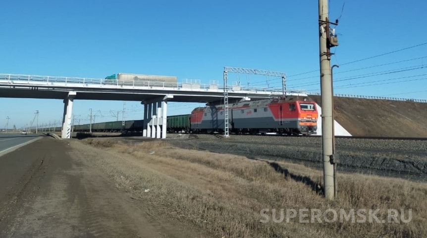 Происшествия в Омске С поездом Омск – Симферополь случилось ЧП
